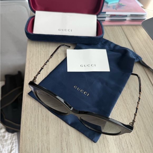 Gucci Luxury Stylish Cat Eye Sunglasses Authentic full inclusion - Picture 3 of 9